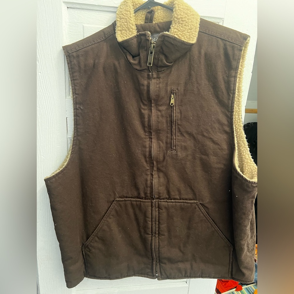 Pelham Vest